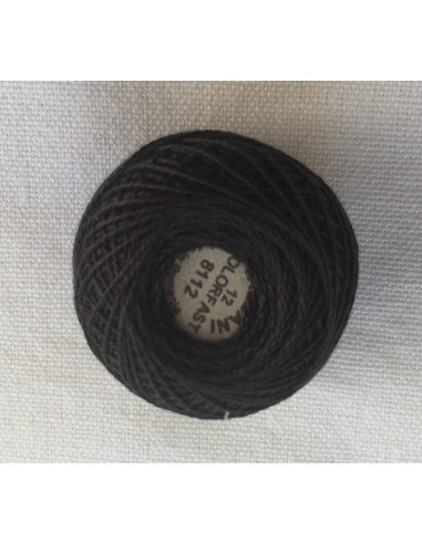 Ovillo hilo perlé Valdani negro para black work Ovillo hilo perlé Valdani negro para black work