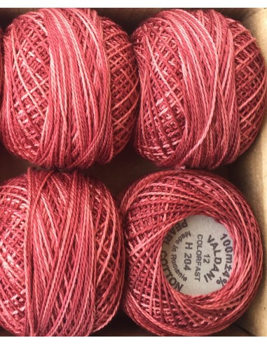 1 Ovillo hilo perlé Valdani rosa medio matizado H204 1 Ovillo hilo perlé Valdani rosa medio matizado H204