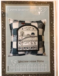 Patrón y botones cojín Welcome Home Pillow Lynette Anderson