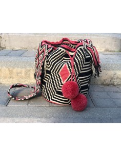 Bolso Wayuu auténtico rojo, negro y beis